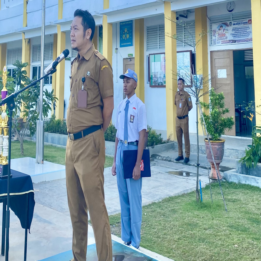 Gelar upacara bendera, ini pesan Kepala UPT Puskesmas Botania